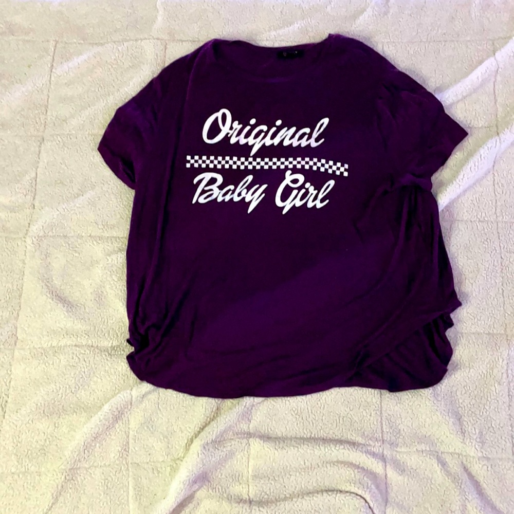 Purple graphic short sleeve tee